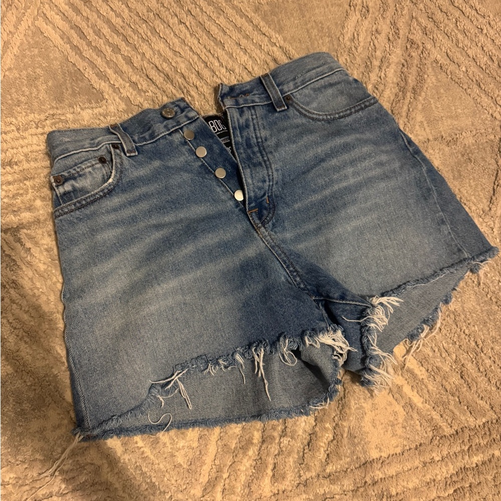 BDG Denim High-Waisted Women Shorts 28